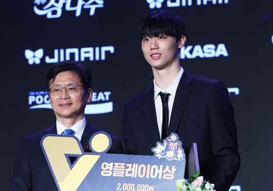 삼성화재 이우진, 프로배우 영플레이어상 수상