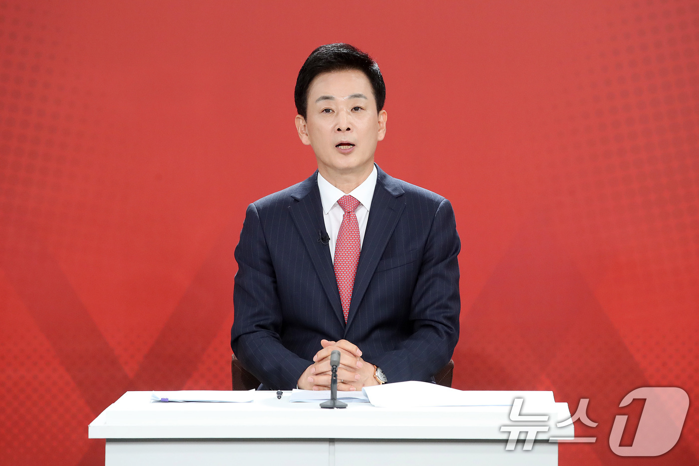 (대구=뉴스1) 공정식 기자 = 13일 오후 대구 수성구 대구MBC에서 열린 '제9회 전국동시지방선거 국민의힘 대구시장 경선 비전토론회'에서 유영하 후보가 발언하고 있다. 2026 …