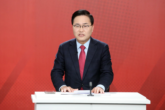 발언하는 홍석준 후보