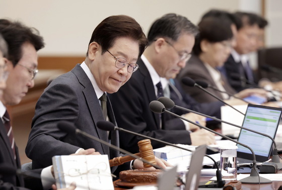 李대통령 "종전협상 낙관 쉽지 않아…고유가 상수로 비상대응 확고히"