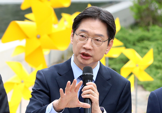 발언하는 김경수 경남지사 후보