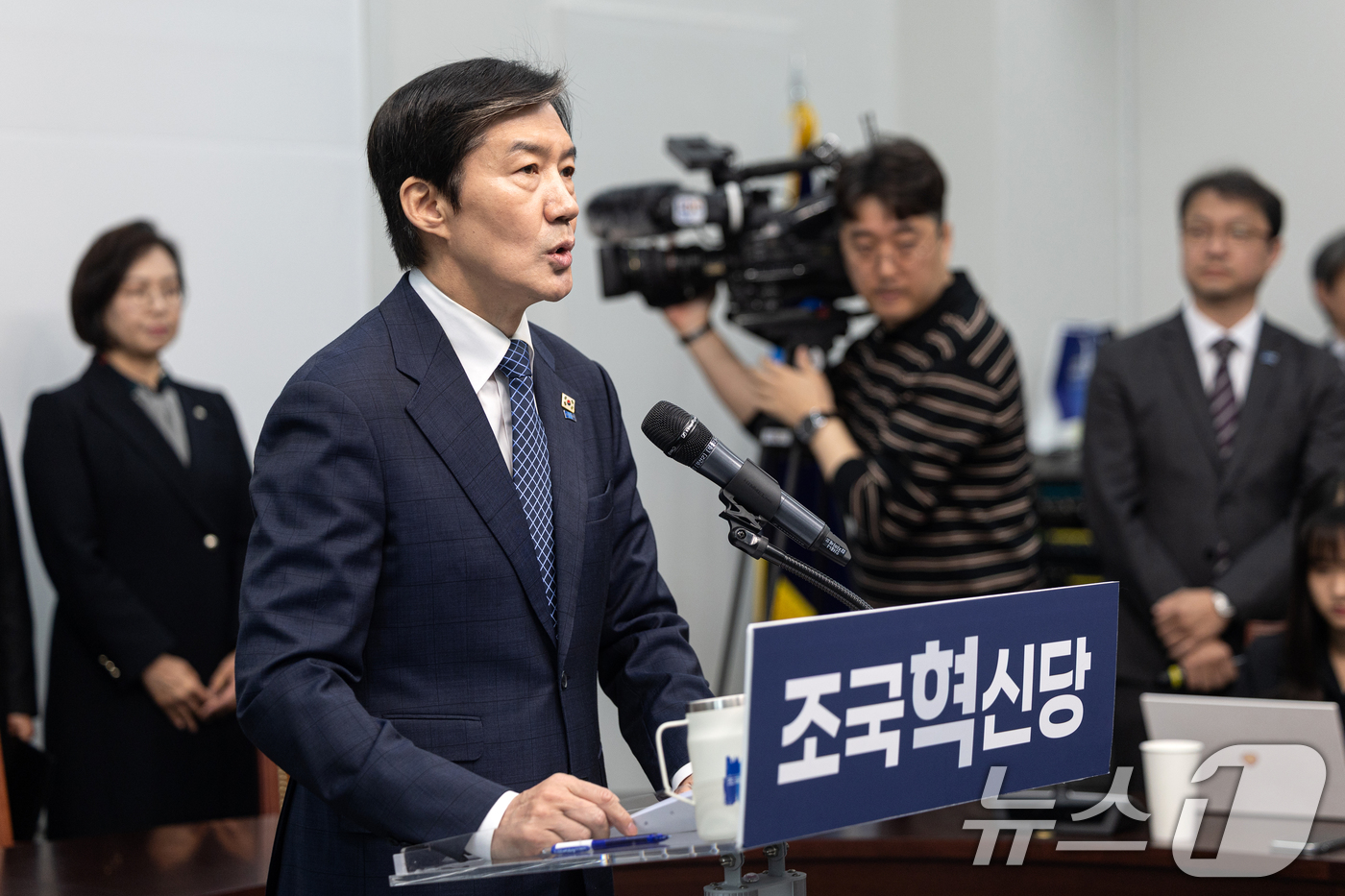 (서울=뉴스1) 이승배 기자 = 조국 조국혁신당 대표가 14일 서울 여의도 국회에서 6.3 국회의원 재보궐선거 평택을 출마 기자회견을 하고 있다. 2026.4.14/뉴스1