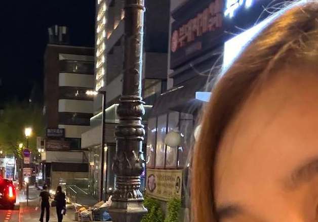 핑클 옥주현·이진·성유리, '부친상' 이효리 곁에서 위로…"슬픔도 기쁨도 함께"