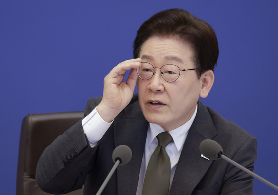 李대통령 "안전관리 신고포상금 횟수 왜 제한하나…파파라치 생기는 게 좋아"