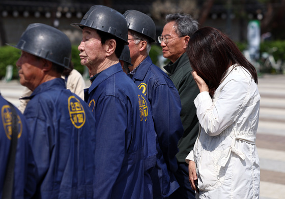 사북사건 피해자들, 국가폭력 사과 촉구 "생존자 십수 명뿐"