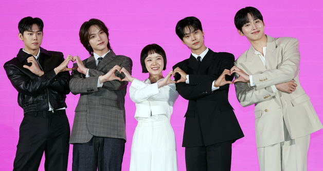 '로맨스의 절댓값' 기대해주세요