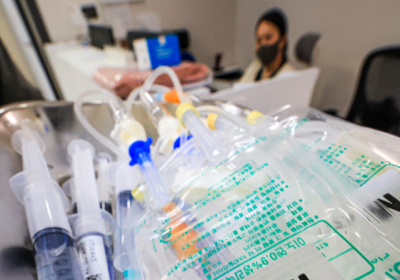 정부 '주사기·주사침, 매점매석 금지' 고시···의료 소모품 수급 우려