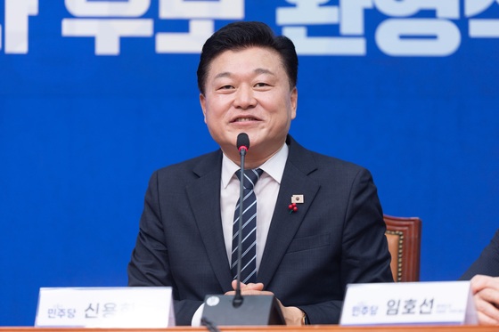 신용한 민주당 충북지사 예비후보 "명태균, 선거법 위반 등 고소"