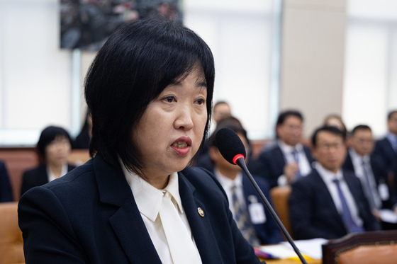 홍소영 병무청장, 국방위 법안 의결 인사말