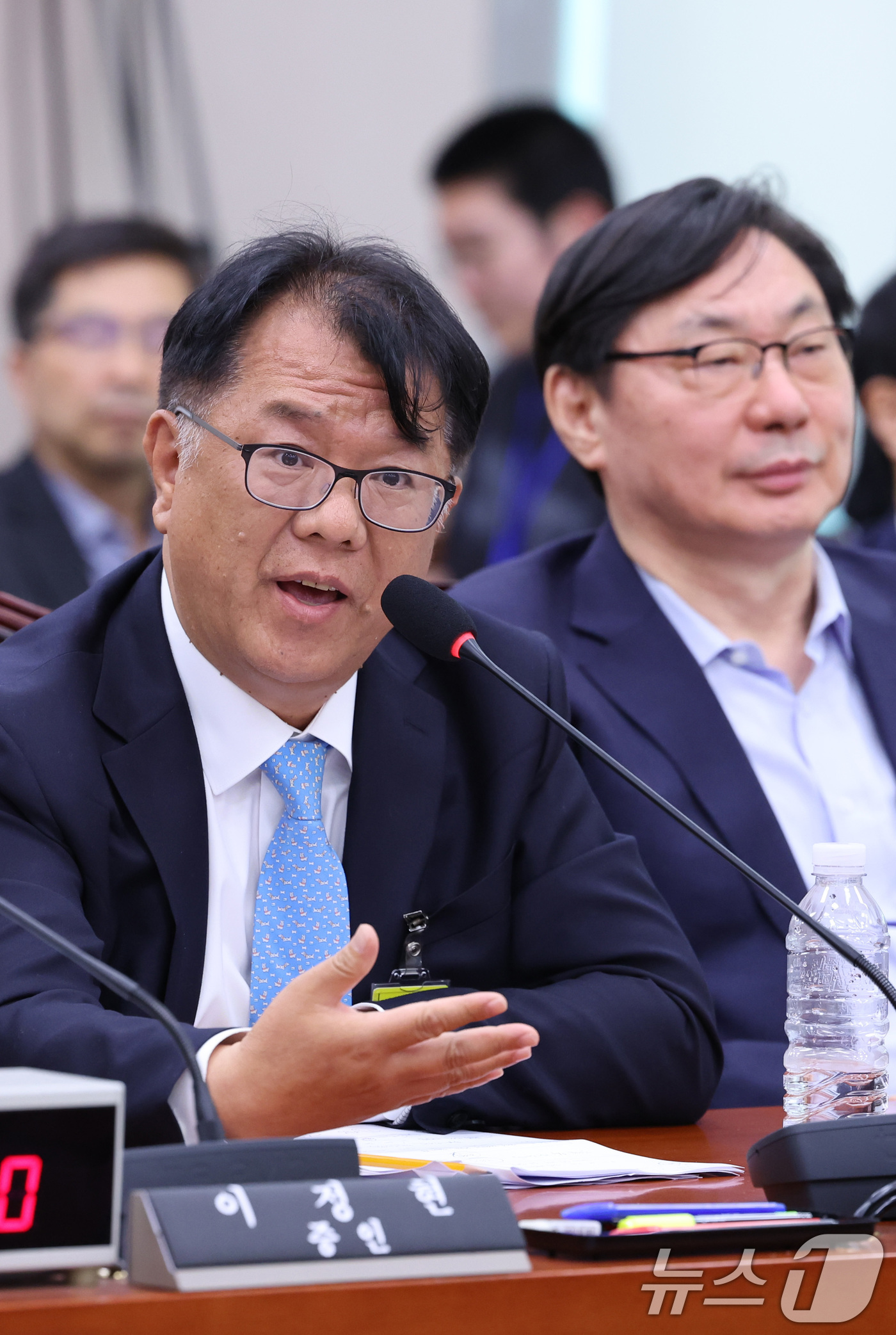 (서울=뉴스1) 신웅수 기자 = 서민석 변호사가 14일 서울 여의도 국회 윤석열정권정치검찰조작기소의혹사건진상규명국정조사특별위원회에서 열린 쌍방울 대북송금 조작기소 의혹 사건 청문회 …