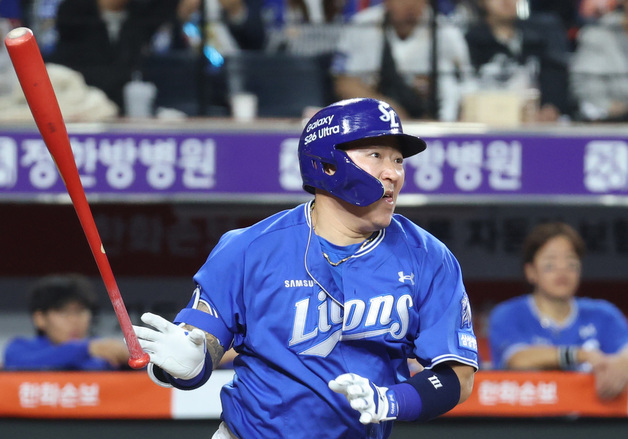 최형우 2600안타!