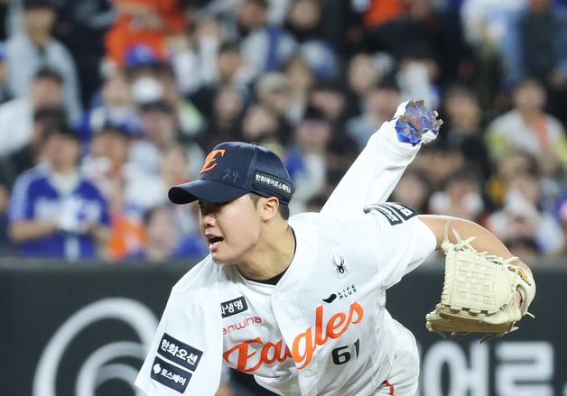 만루위기 호투하는 정우주