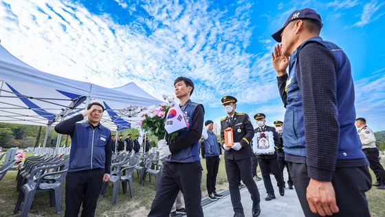 소방노조 "완도 순직은 '예견된 참사'…무리한 투입 중단하라"