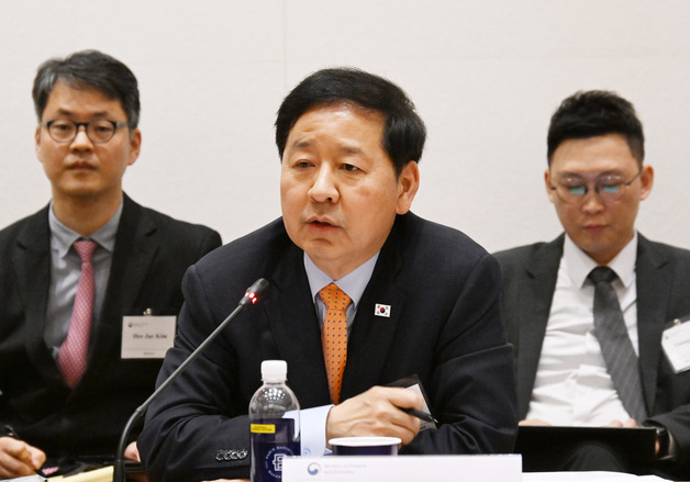 구윤철, 뉴욕서 첫 투자설명회…"정부, '코리아 프리미엄' 동력 만들 것"