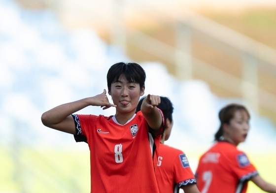 여자축구 김신지, 스코틀랜드 선수협회 '올해의 팀' 선정