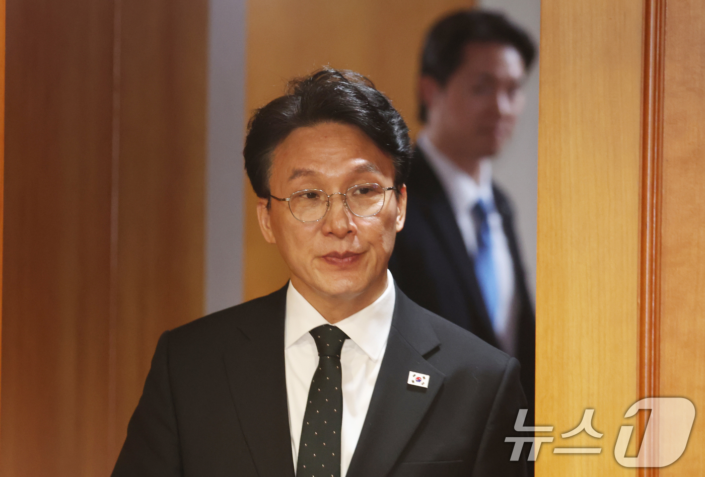 (서울=뉴스1) 김명섭 기자 = 김민석 국무총리가 15일 오전 서울 종로구 세종대로 정부서울청사에서 열린 제5차 비상경제본부 회의에서 참석하고 있다.  2026.4.15/뉴스1