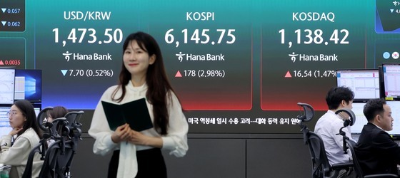 코스피, 6000선 재진입하며 출발