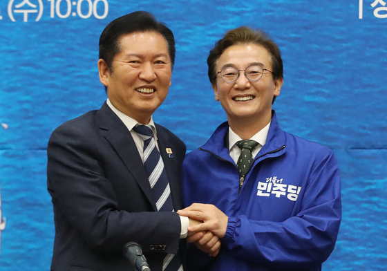 부산 찾은 정청래 "하정우 좋아합니까"…전재수 "사랑합니다"