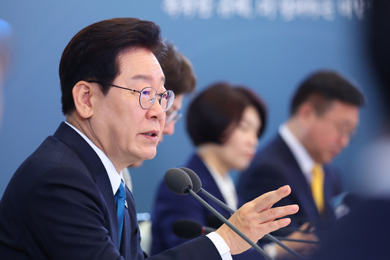 규제합리화위원회 전체회의 발언하는 이재명 대통령