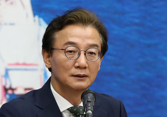 발언하는 전재수