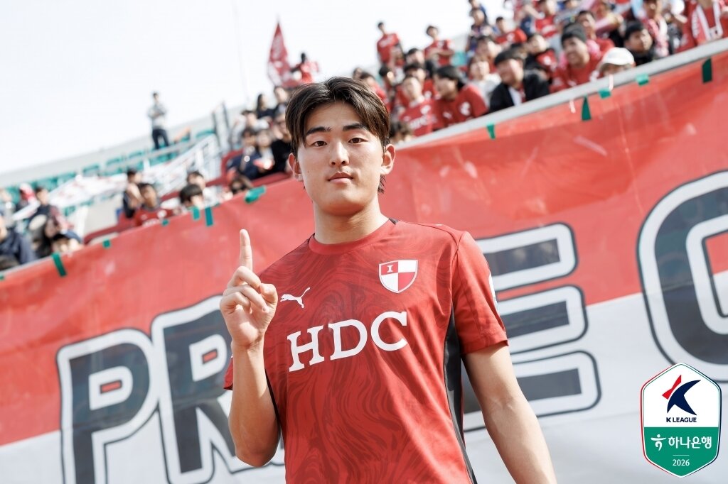 본문 이미지 - 부산의 슈퍼 서브로 활약하고 있는 백가온 (한국프로축구연맹 제공)