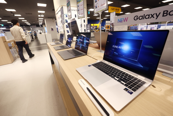 3월 수입물가 16.1% 상승…전자·광학기기 물가도 올라