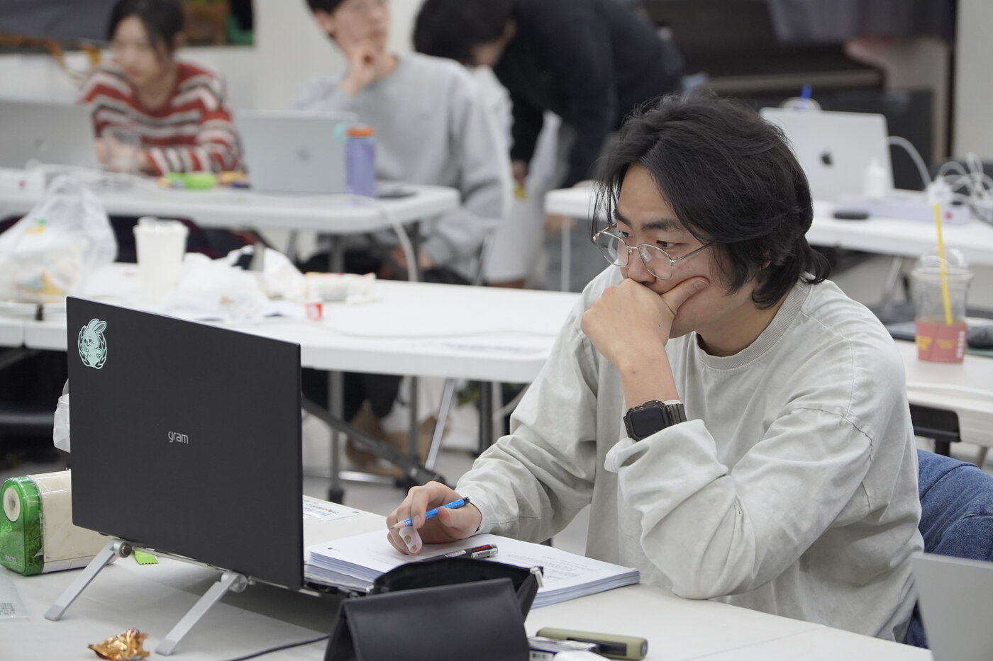 본문 이미지 - 이강호 연출