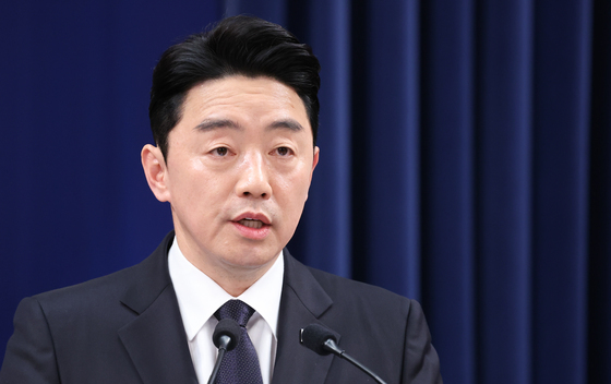 강훈식 "비비크림 바르고 나왔다"…중동특사의 7박8일, 무슨 일?