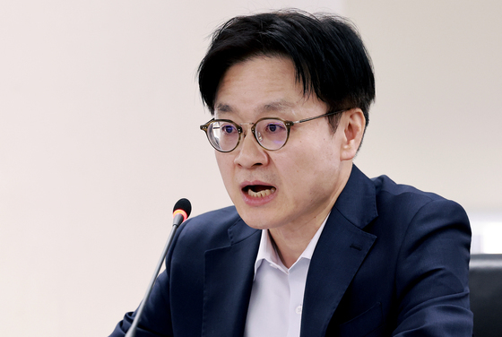 '원유·나프타 수급 대응 점검회의' 갖는 김정관 장관