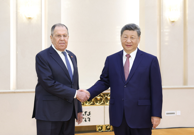 전쟁 계기 밀착하는 이란 우방 中-러…푸틴, 이르면 5월 방중