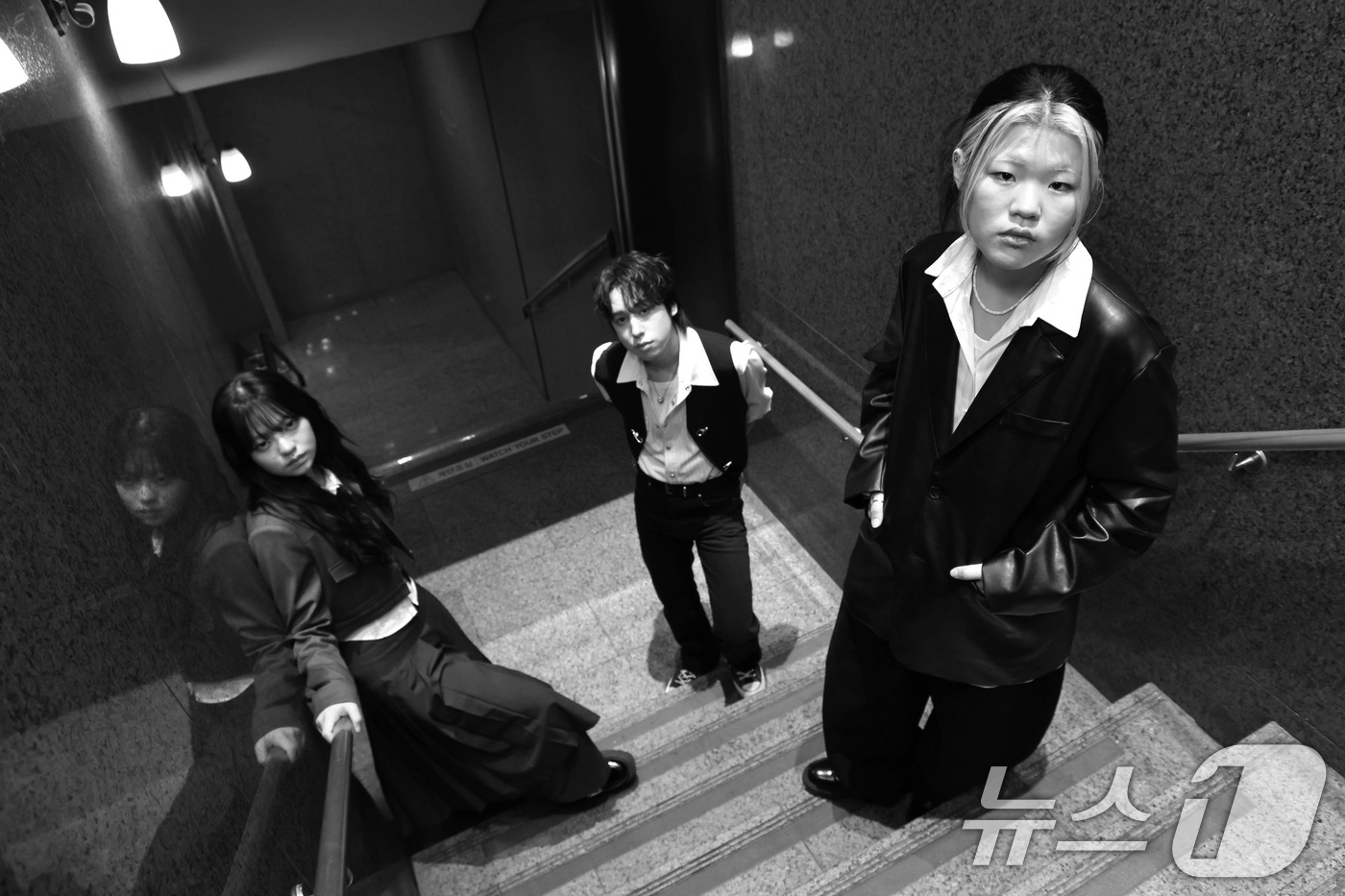 (서울=뉴스1) 구윤성 기자 = SBS '우리들의 발라드' 이예지(오른쪽부터), 이지훈, 송지우가 뉴스1과의 인터뷰를 앞두고 포즈를 취하고 있다. 2026.4.21/뉴스1