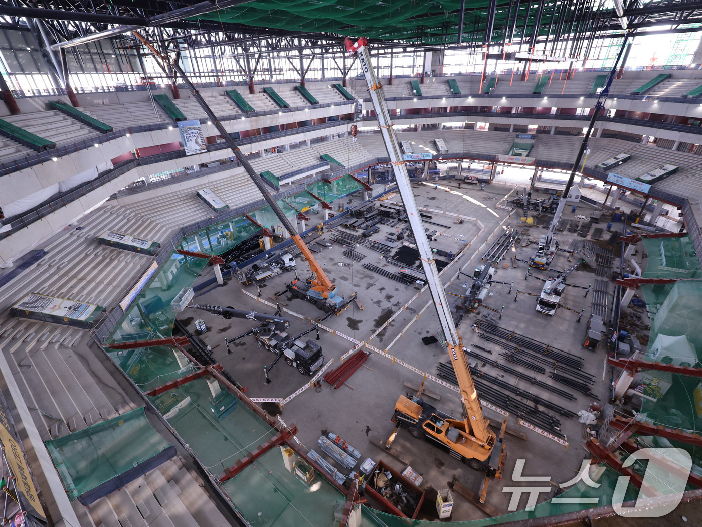 (서울=뉴스1) 박지혜 기자 = 15일 서울 도봉구 창동 서울아레나 공사현장 모습. 서울아레나는 2만 명 이상을 수용하는 국내 최대 규모의 K-팝 전문 공연장으로, 준공 예정일은 …