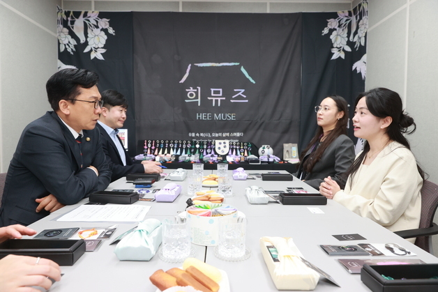 중기부, K-뷰티 소상공인과 소통 행보…"글로벌 진출 적극 지원"