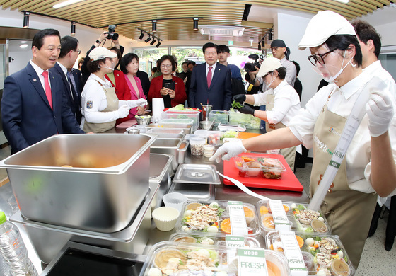 베이비붐 세대가 만드는 '우리동네 맛집'