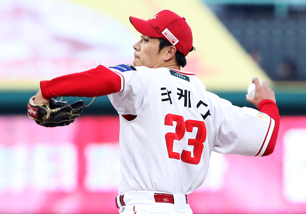 '6연패' SSG, 아시아쿼터 타케다 2군행…이숭용 "지금 구속으론 안돼"