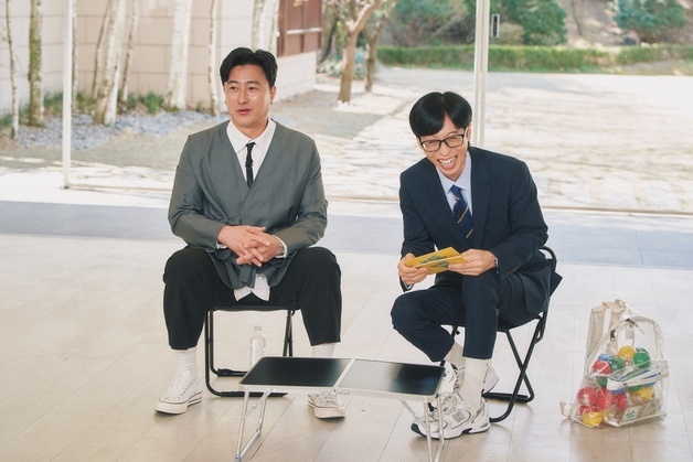 안정환, 유튜브 수익금 4억3600만원 기부…"어렸을때 넉넉하지 않았다"