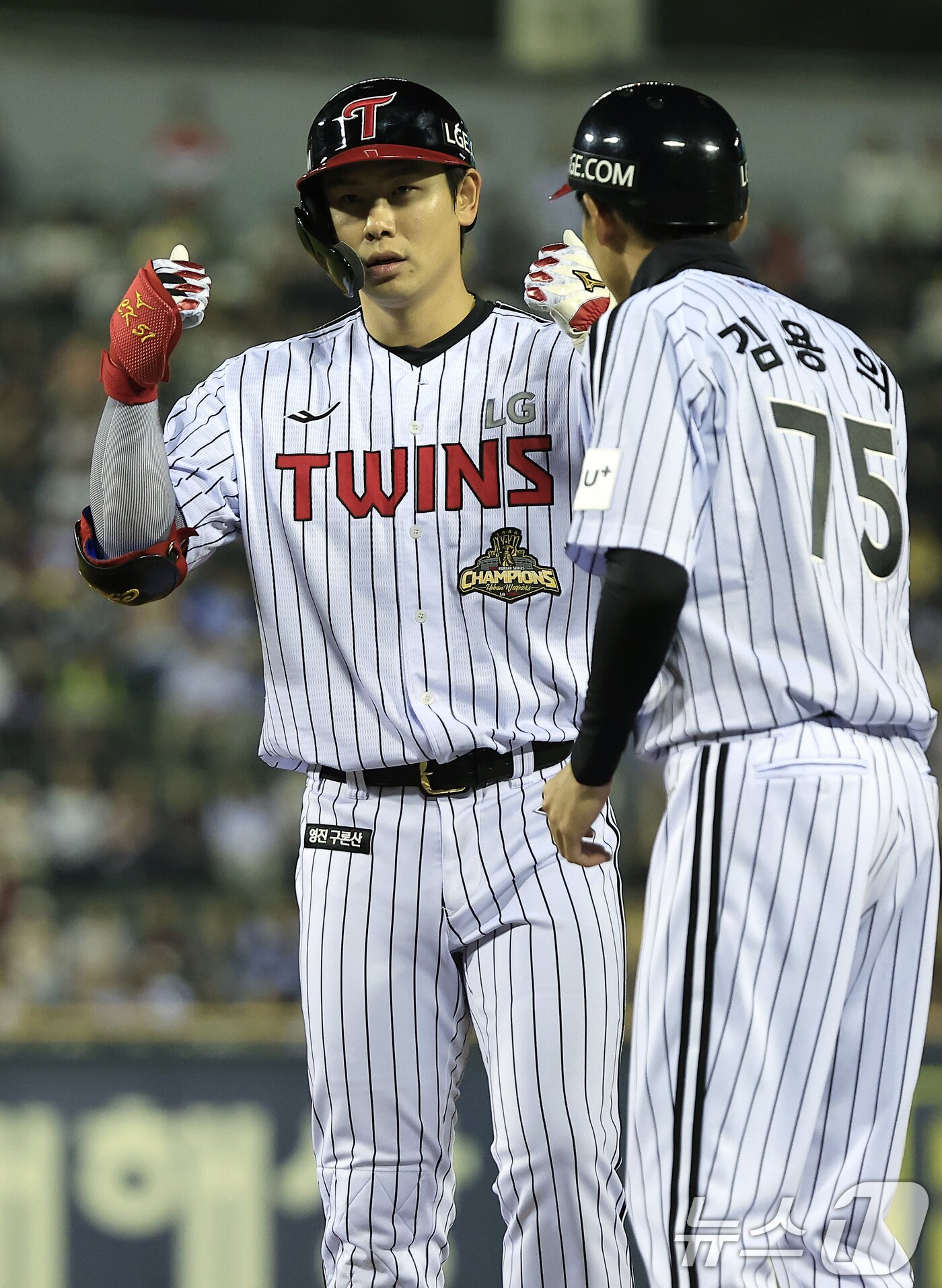 본문 이미지 - LG 트윈스 홍창기. 2026.4.15 ⓒ 뉴스1 박정호 기자