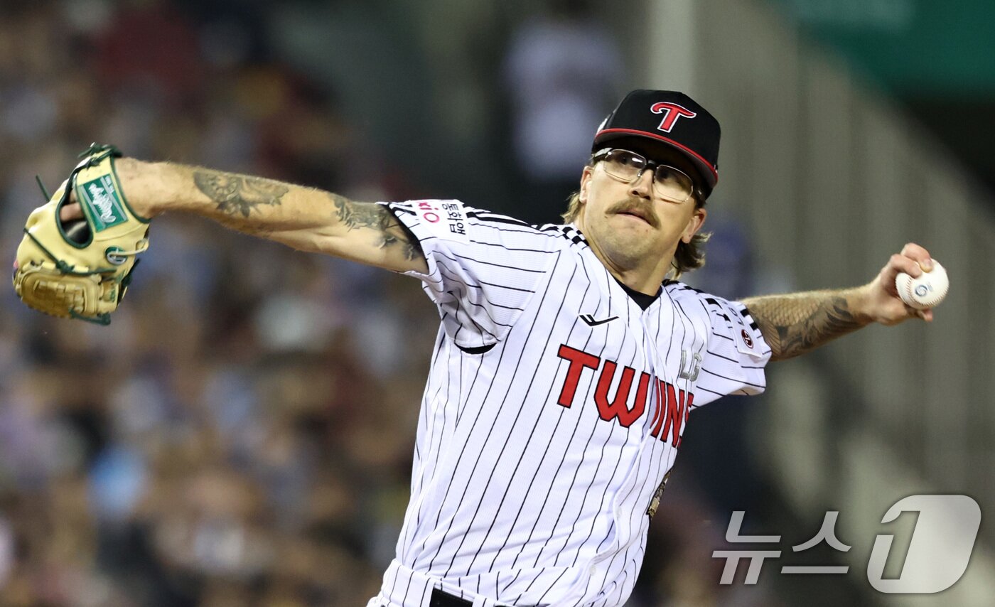 본문 이미지 - LG 트윈스 아시아쿼터 투수 라클란 웰스. 2026.4.15 ⓒ 뉴스1 최지환 기자