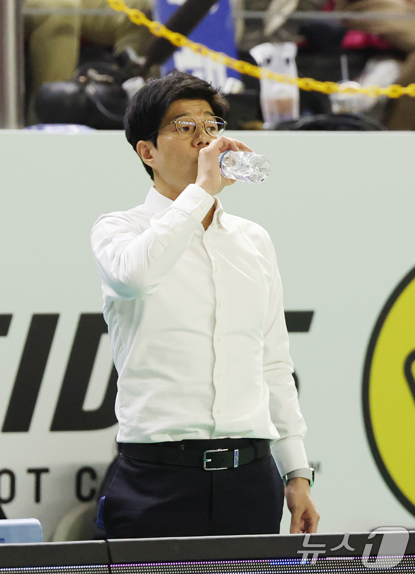 (용인=뉴스1) 김영운 기자 = 15일 경기 용인시 처인구 용인실내체육관에서 열린 'BNK 금융 2025-2026 여자프로농구 플레이오프 4차전' 용인 삼성생명 블루밍스와 부천 하 …