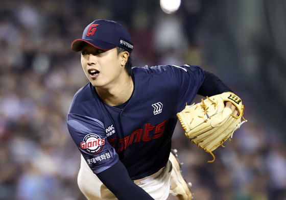 역투하는 박정민