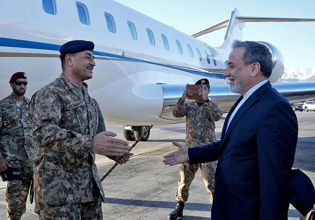 파키스탄 실세, 테헤란 도착…이란 "면담후 美와 추가협상 결정"