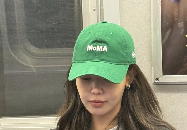 소녀시대 수영, 모자 쓰고 美 지하철 탔네…현지인인 줄 [N샷]