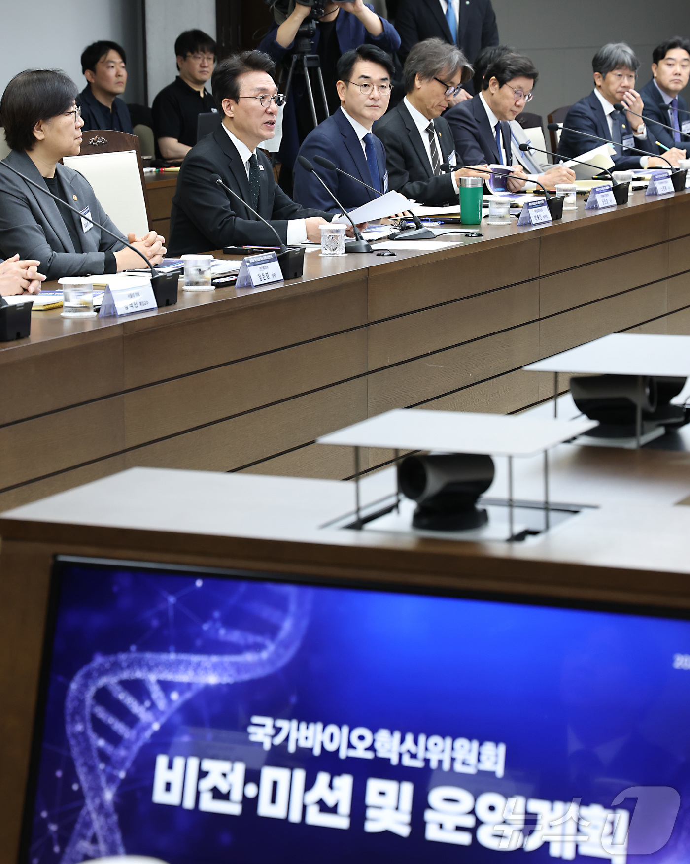 김민석 총리, 국가바이오혁신위 첫 회의 주재