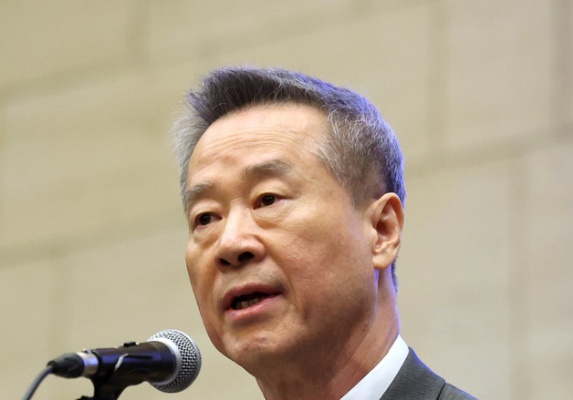 환영사 하는 홍선근 시대 회장