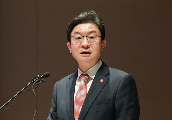 은행 과징금 10년 자본비율 '족쇄' 푼다…74.5조 생산적금융 유도