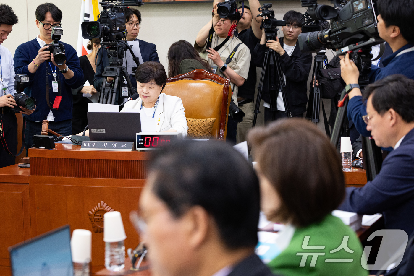 (서울=뉴스1) 유승관 기자 = 16일 서울 여의도 국회에서 열린 제434회 국회(임시회) 윤석열 정권 정치검찰 조작기소 의혹 사건 진상규명 국정조사특별위원회 제8차 전체회의에서 …