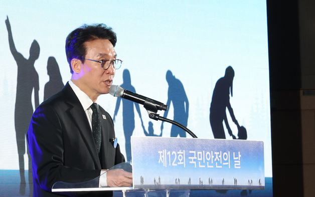 金총리 "생명·안전이 국가 존재 이유…반복 참사, 근본 변화로 답해야"