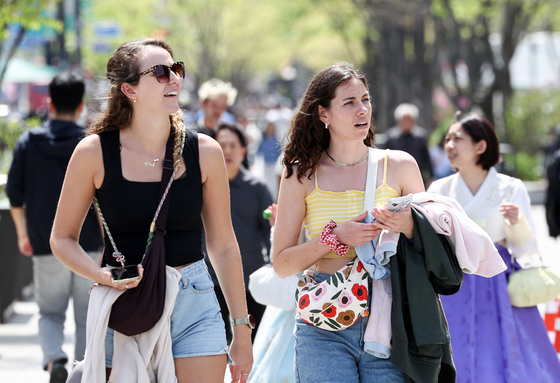 낮 최고 29도 초여름 날씨…남해안·제주는 흐림[내일날씨]