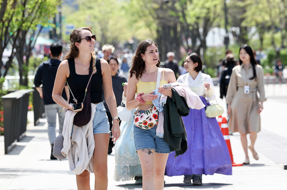 초여름 더위 이어지는 서울