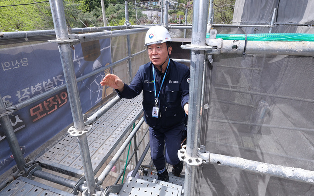 건설현장 점검 나선 김영훈 고용노동부 장관